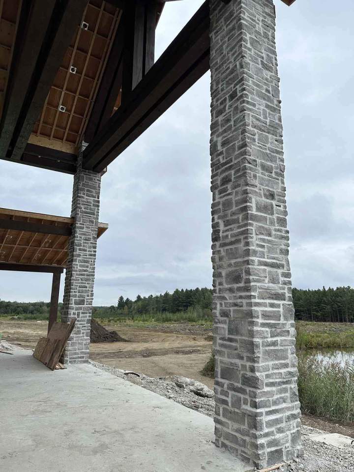 Pose de briques en maçonnerie, Boucherville